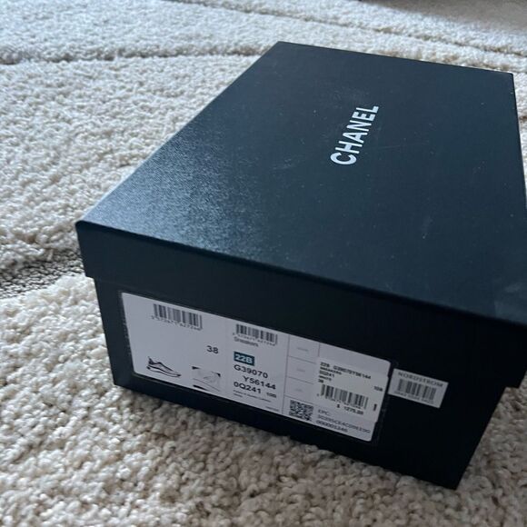 chanel sneaker box - Picture 3 of 3